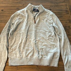 Vineyard Vines quarter zip pull over boys size Small 8-10. Gray. EUC!!